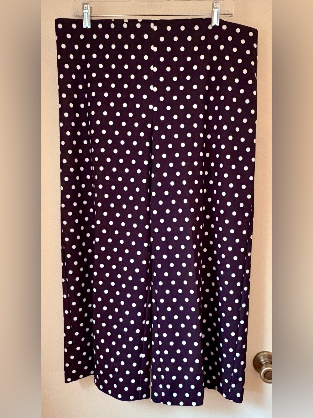 Chicos Fabulously Slimming Black White Polka Dots Wide Leg Crop Pants  2.5 / 14
